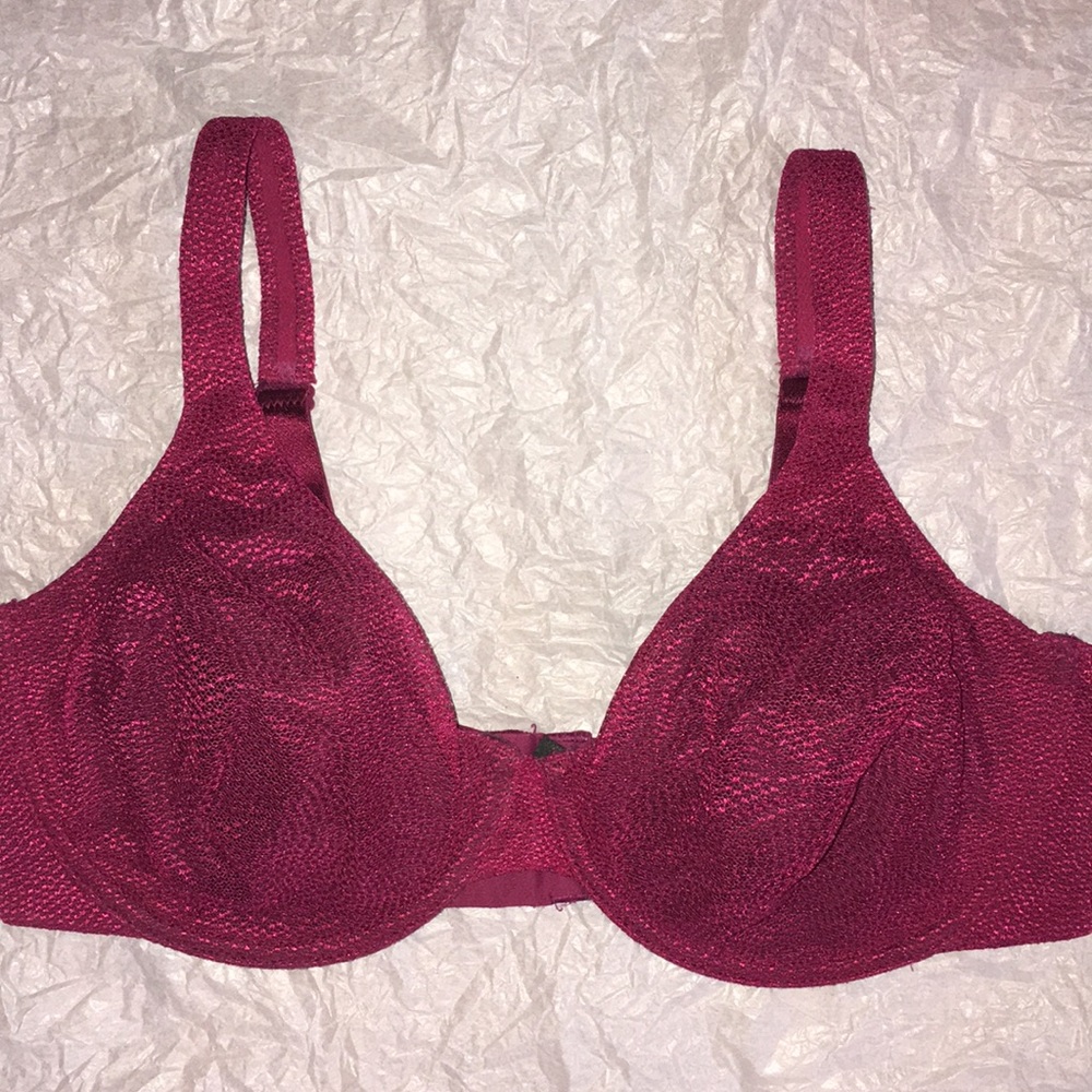 Victoria’s Secret Eyelet Lace Unlined Bra